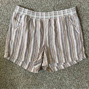 Briggs New York Striped Women's Shorts - Tan and White